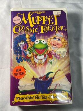 Vintage 1994 Muppet Classic Theater VHS Jim Henson Productions Clamshell